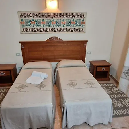 Albergo Ristorante Pizzeria Monte Arcosu-3
